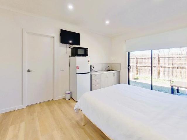 Granny Flat for rent in Seymour, Shire of Mitchell