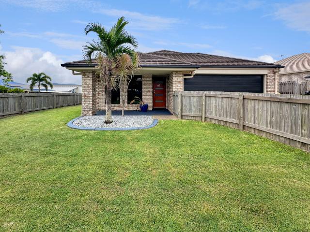 House for sale in Bucasia
