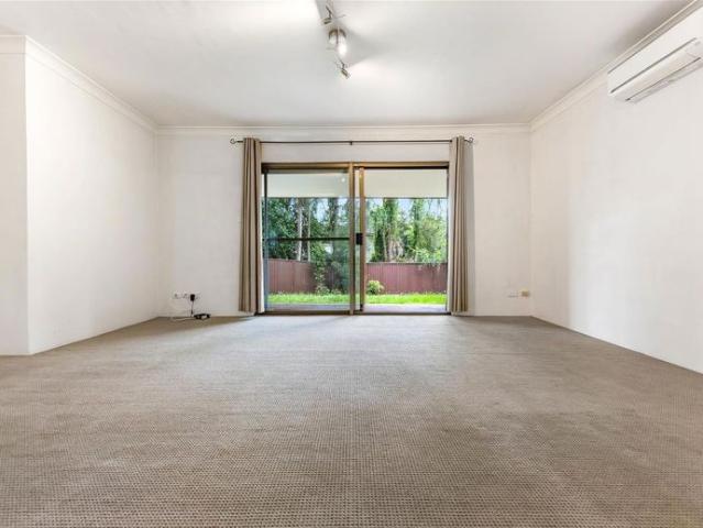 Townhouse for rent in Sydney, New South Wales