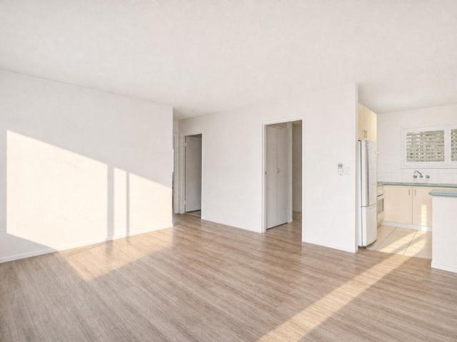 Apartment for sale in Paradise Point, Gold Coast City
