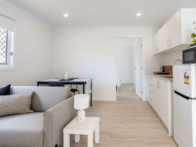 Granny Flat for rent in Toombul, Queensland