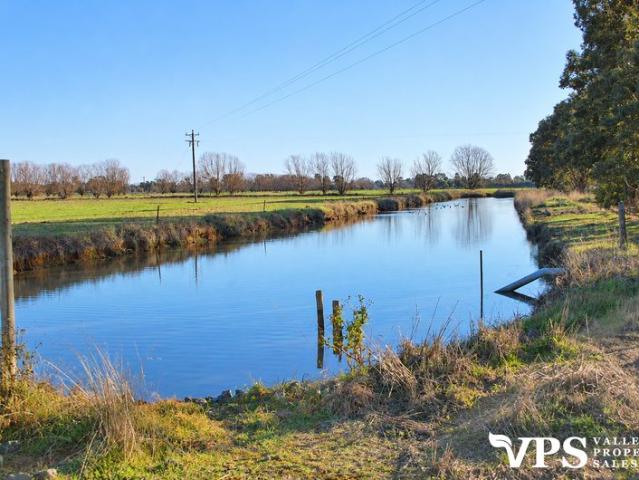 Acreage for sale in Undera, City of Greater Shepparton