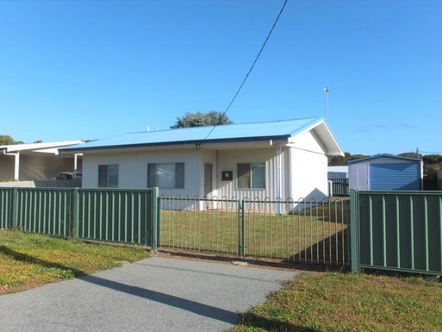 House for sale in Hopetoun, Western Australia