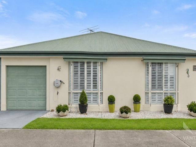 Villa for sale in Toombul, Queensland