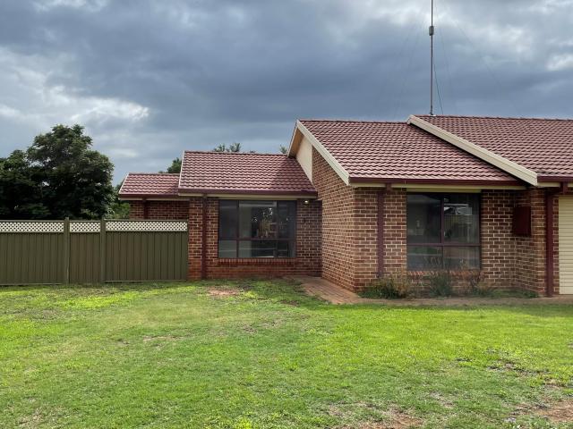 Duplex for sale in Dubbo