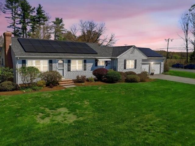 House for sale in Hadley, Massachusetts