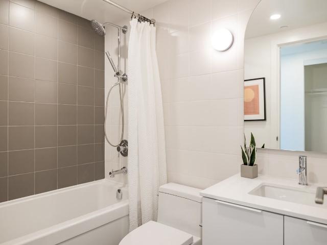 Apartment for rent in Surrey, British Columbia