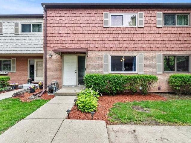 Condo for sale in Wheeling