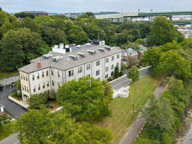 Condo for sale in Chelsea, Massachusetts