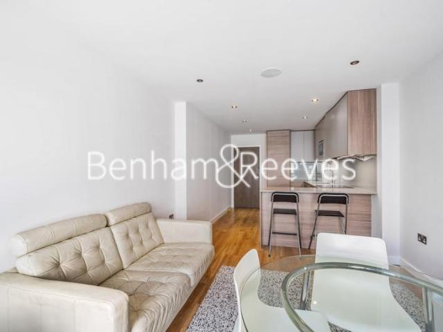 Apartment for rent in Beaufort Park, Greater London