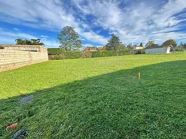 Terrain vente à France métropolitaine, Commelle-vernay