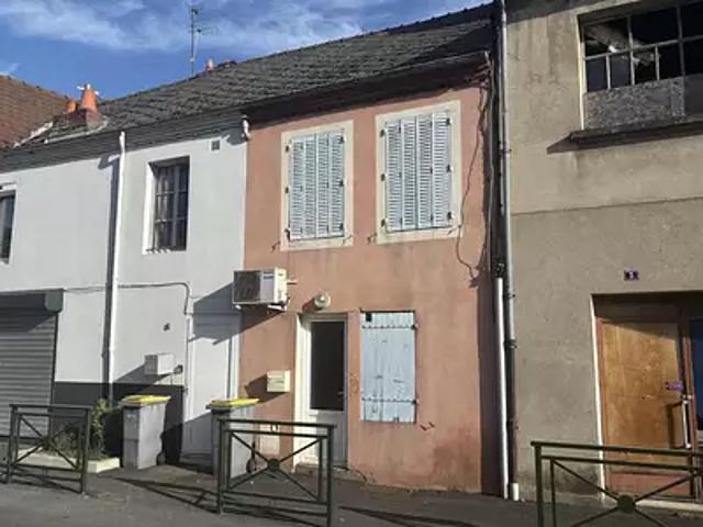Maison vente à Montluçon, Commentry