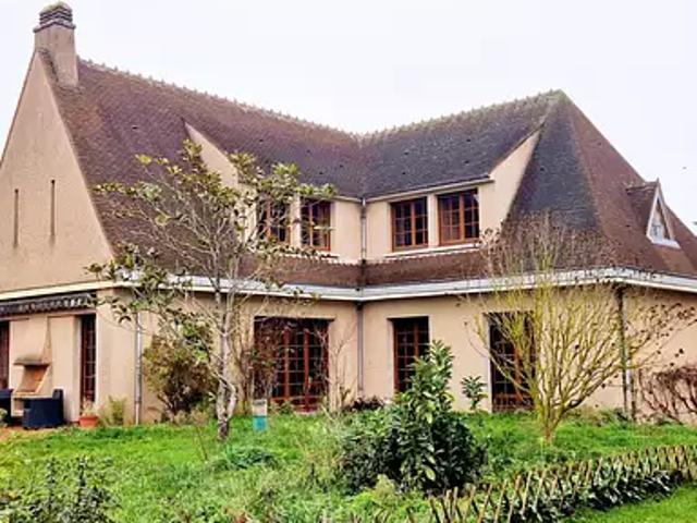 Maison vente à Montluçon, Commentry