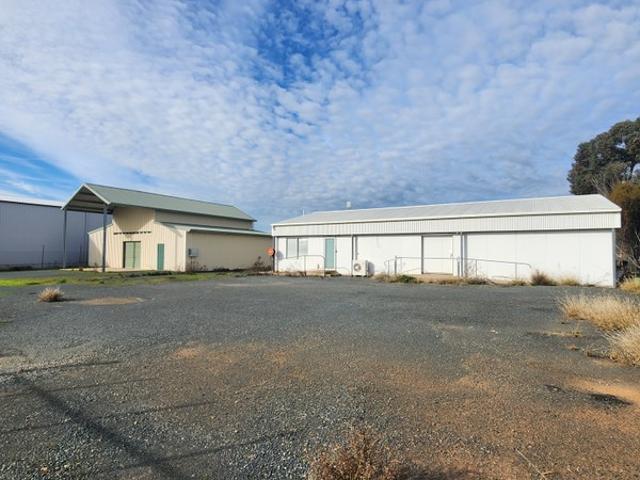 Warehouse for rent in West Wyalong, New South Wales