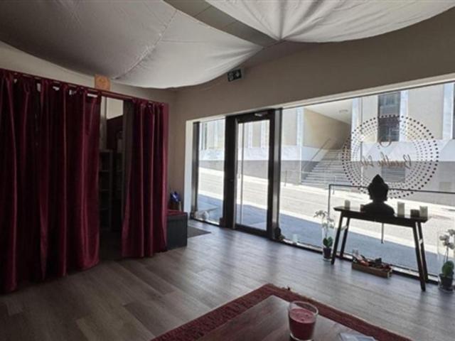 Atelier mieten in Rolle, Waadt