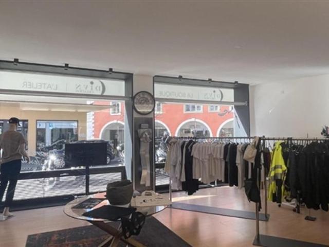 Atelier mieten in Nyon, Waadt