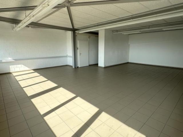 Atelier mieten in Areuse