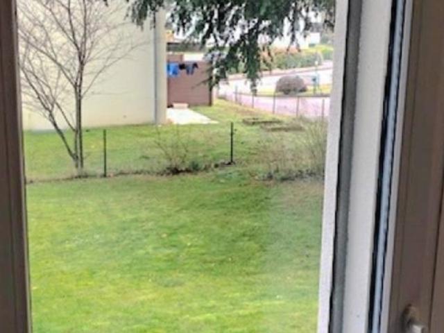 Atelier mieten in Saint-Sulpice (VD), Waadt