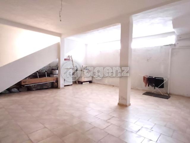 Local commercial location à Anfa, Gharb-Chrarda-Beni Hssen