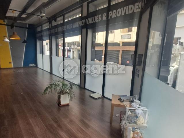 Local commercial location à Anfa, Gharb-Chrarda-Beni Hssen