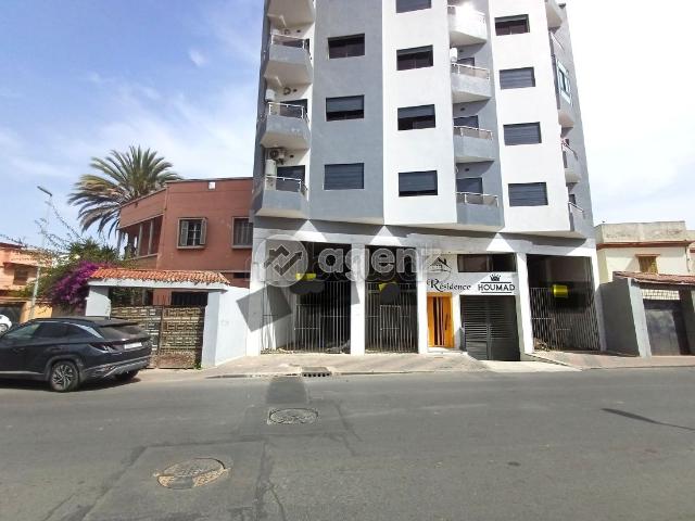 Local commercial vente à Anfa, Gharb-Chrarda-Beni Hssen