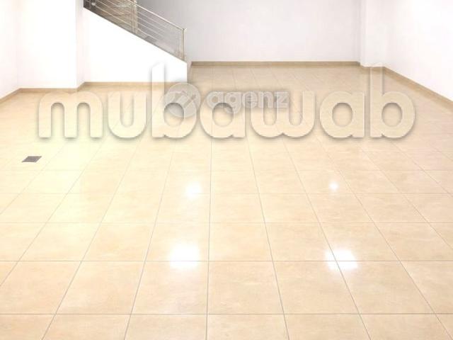Local commercial vente à Anfa, Gharb-Chrarda-Beni Hssen