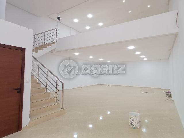 Local commercial vente à Anfa, Gharb-Chrarda-Beni Hssen