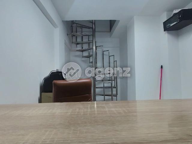 Local commercial vente à Anfa, Gharb-Chrarda-Beni Hssen