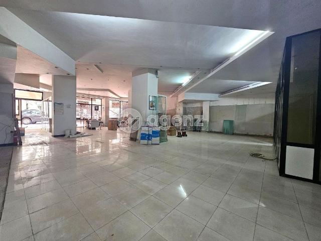 Local commercial vente à Anfa, Gharb-Chrarda-Beni Hssen