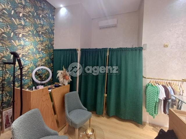 Local commercial vente à Anfa, Gharb-Chrarda-Beni Hssen