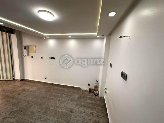 Local commercial vente à Anfa, Gharb-Chrarda-Beni Hssen