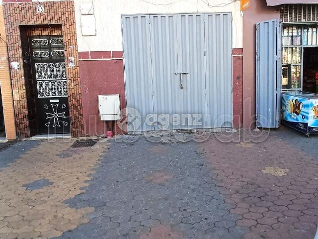 Local commercial vente à Anfa, Gharb-Chrarda-Beni Hssen