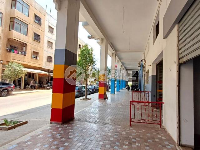 Local commercial vente à Anfa, Gharb-Chrarda-Beni Hssen