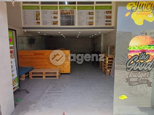 Local commercial vente à Anfa, Gharb-Chrarda-Beni Hssen