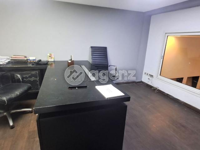 Local commercial vente à Anfa, Gharb-Chrarda-Beni Hssen