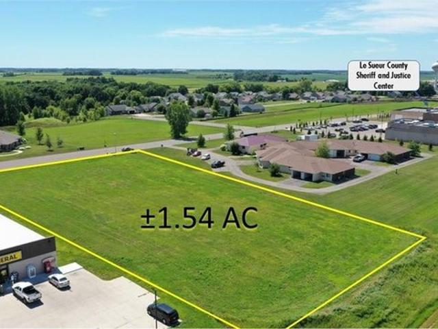 Land for sale in Le Center, Minnesota