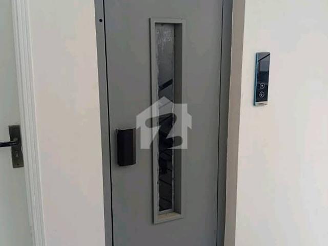 Building for sale in کراچی ڈویژن, North Waziristan