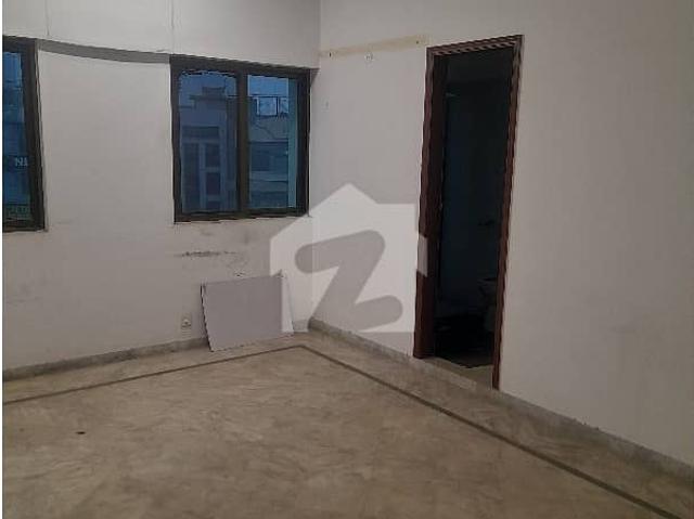 Office for rent in Rawalpindi, Islamabad Capital Territory