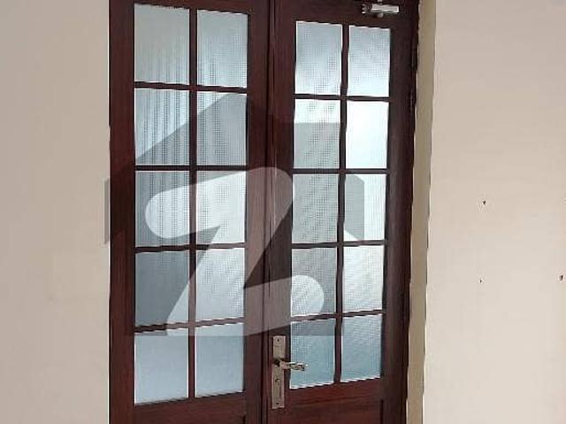 Office for rent in Rawalpindi, Islamabad Capital Territory
