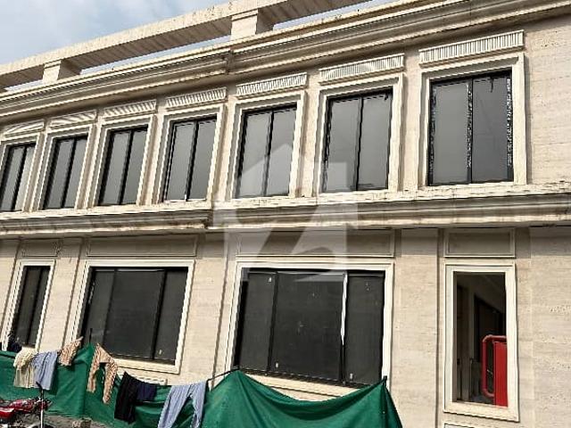 Building for rent in Islamabad
