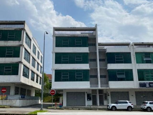 Shop for rent in Petaling, Subang Jaya