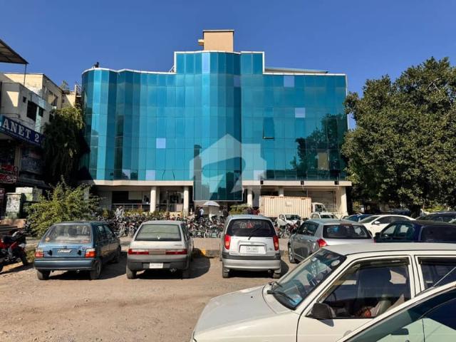 Building for rent in Islamabad