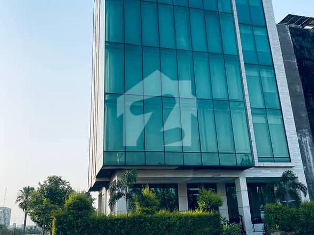Building for rent in اسلام آباد, زون 1