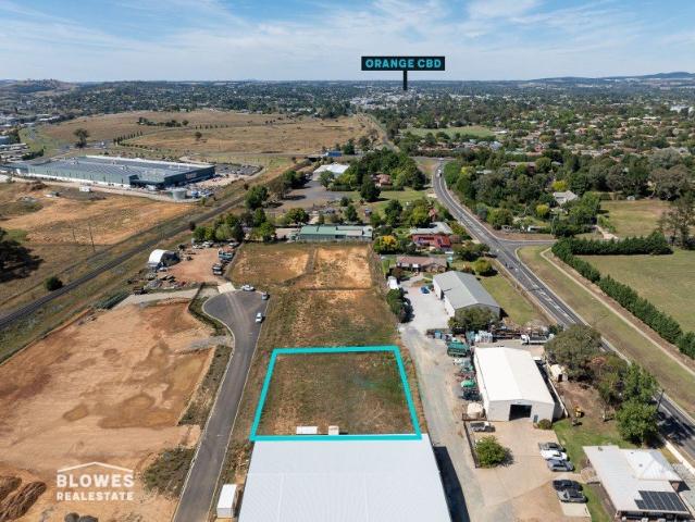 Land for sale in Bletchington, Orange