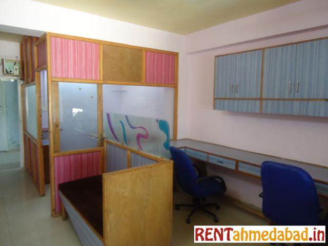 Commercial for rent in Ahmadabad, Gujarat
