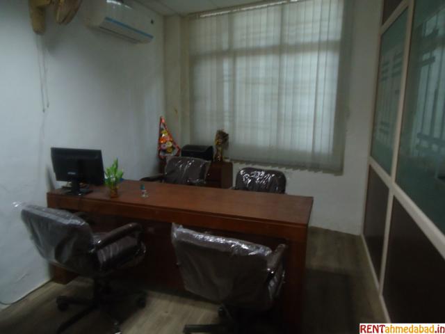 Commercial for rent in Ahmadabad, Gujarat