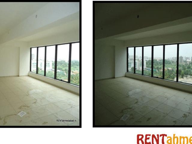 Commercial for rent in Ahmadabad, Gujarat