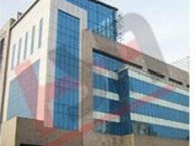 Commercial for rent in Deri