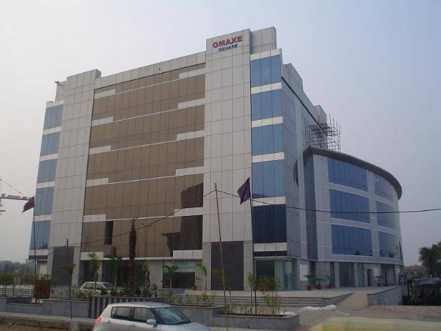 Commercial for rent in South Delhi, Deri