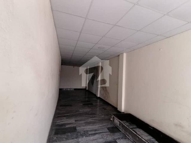 Commercial for rent in سیالکوٹ, گوجرانوالہ ڈویژن